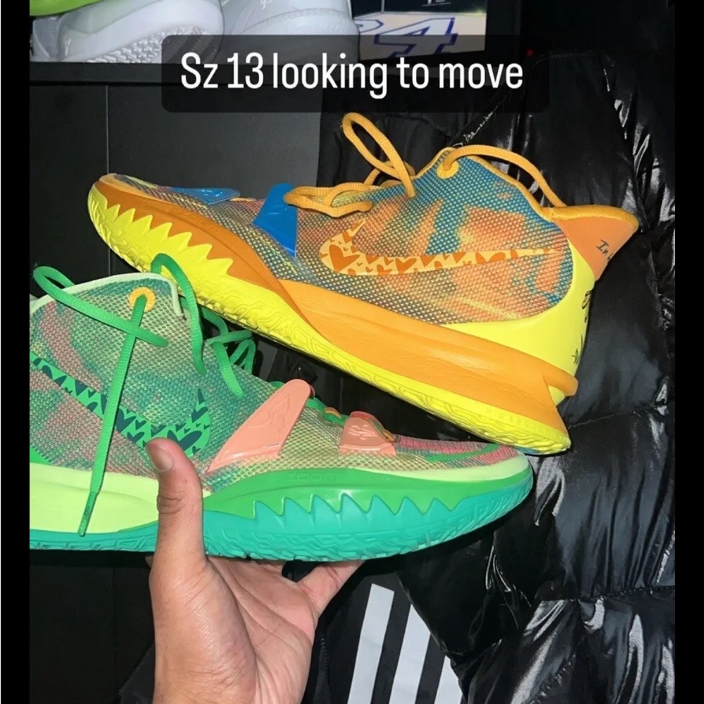 Kyrie 7 mom